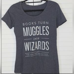 Harry‎ Potter Tee, Size L, Gray, Cotton, Books Turn Muggles Into Wizards Graphic